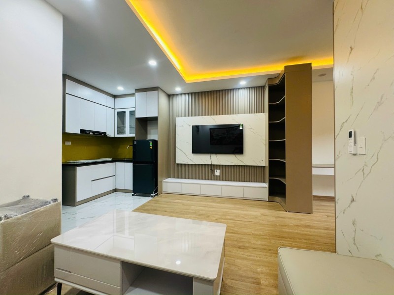 Bán tòa building 10 tầng thang máy – ngõ 6 Đội Nhân, 38–42m², giá 25 tỷ